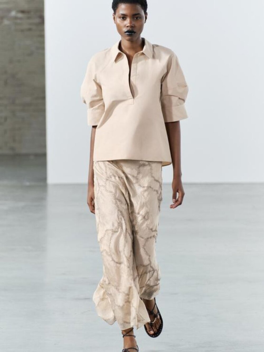 Zara Puff Short Sleeve Popover Top L